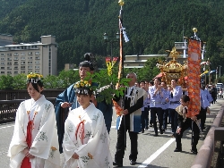 下呂温泉神社　例祭
